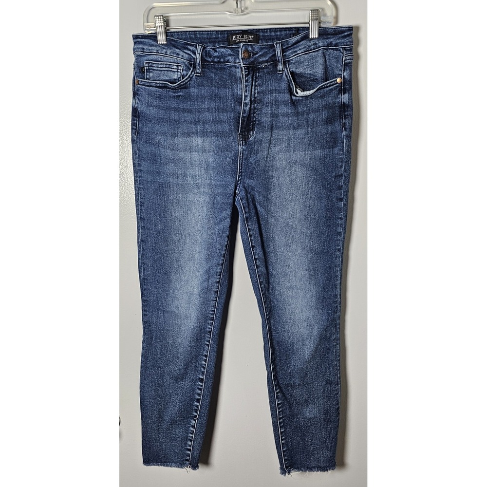 Judy Blue Jeans Relaxed Fit Distressed Raw Hem Blue Jeans Women's Size 13/31